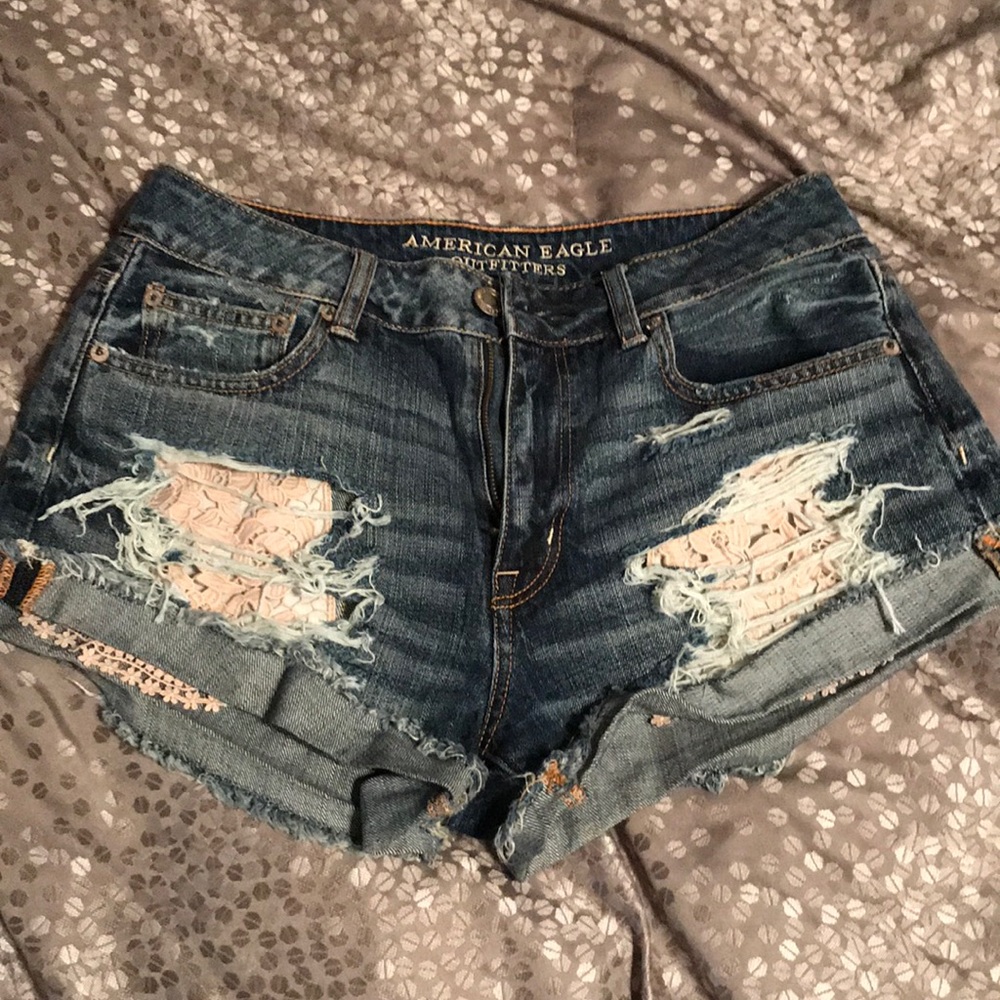 Size 8 High Rise American Eagle shorts
